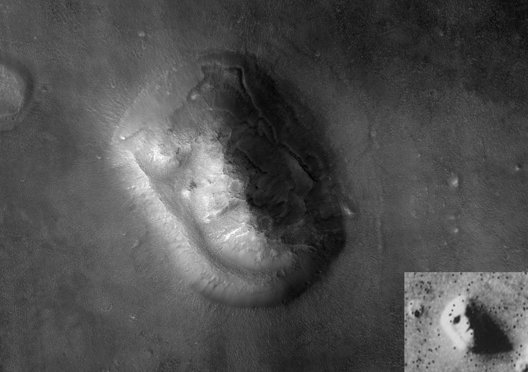 Face of Mars
그림 출처: https://en.wikipedia.org/wiki/Cydonia_(region_of_Mars)